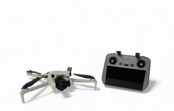 drone DJI Mini 4 Pro