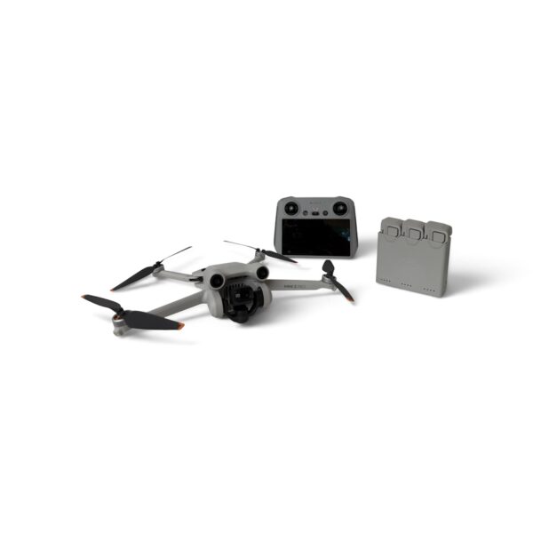DJI Mini 3 Pro Fly More Combo (DJI RC) - immagine 2